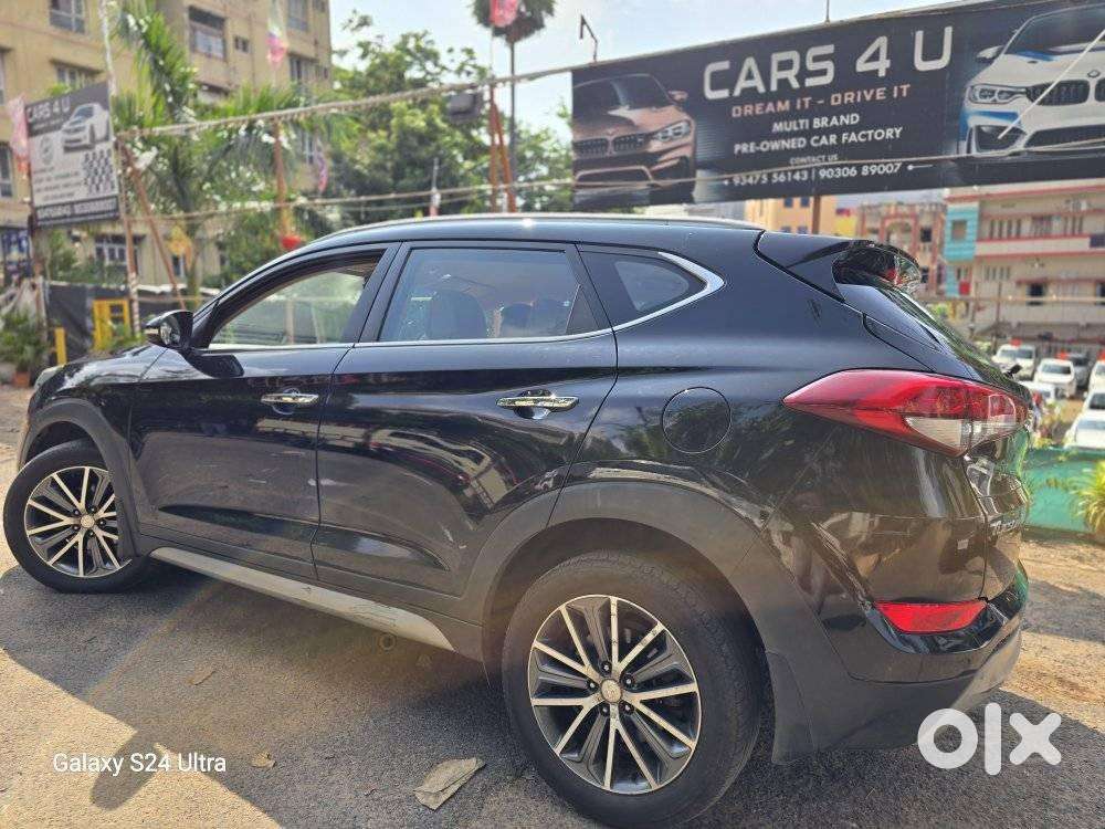 Hyundai Tucson Signature 2.0 At Diesel Dual Tone, 2017, Diesel