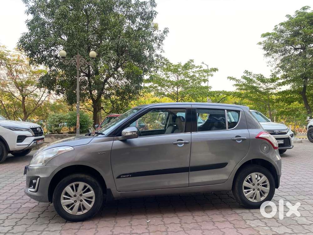 Maruti Suzuki Swift Vvt Zxi, 2015, Petrol