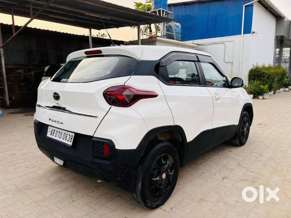 Tata Punch 1.2 Revotron Adventure Camo Rhythm Amt, 2025, Petrol