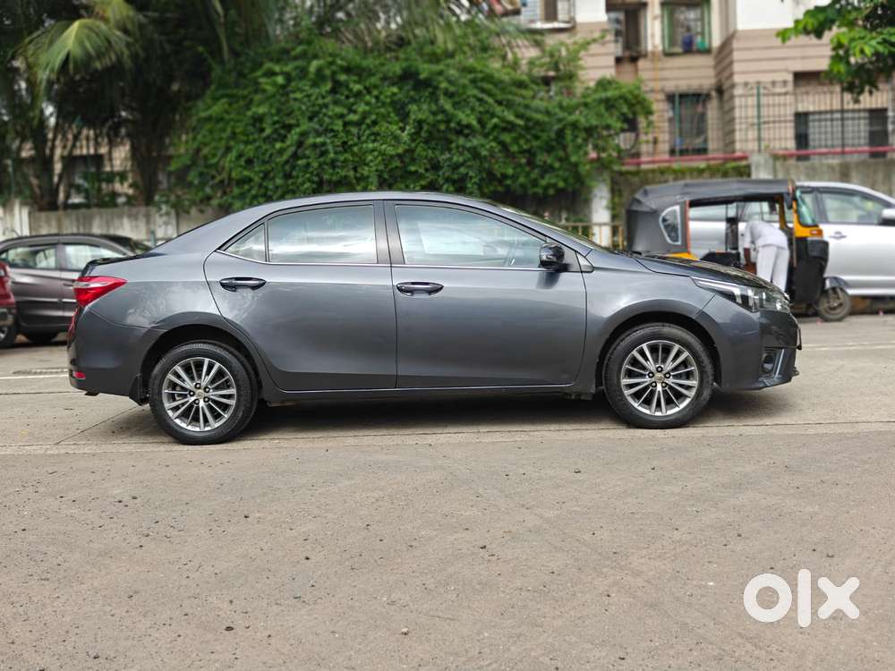 Toyota Corolla Altis 2013-2017 Vl At, 2016, Petrol