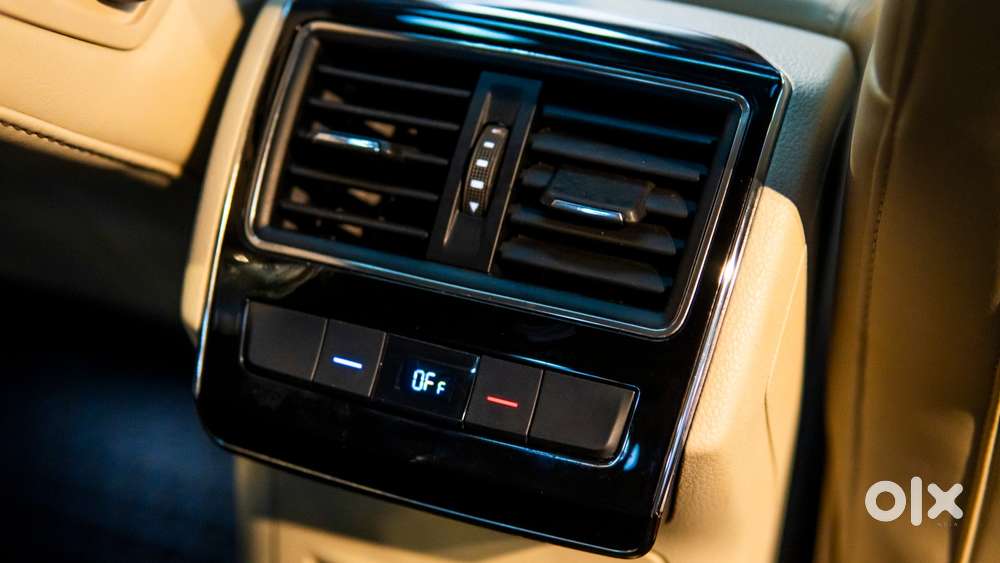 Skoda Superb L&k 2.0 Tdi At, 2021, Petrol