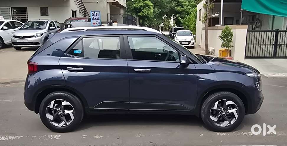 Hyundai Venue, 2021, Petrol