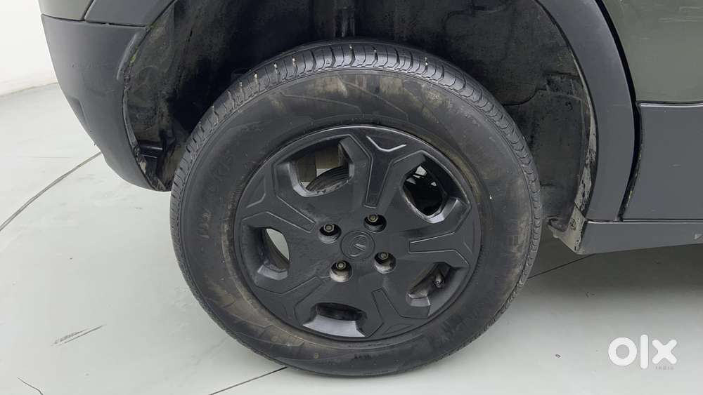 Tata Punch Camo Accomplished Mt, 2023, Petrol