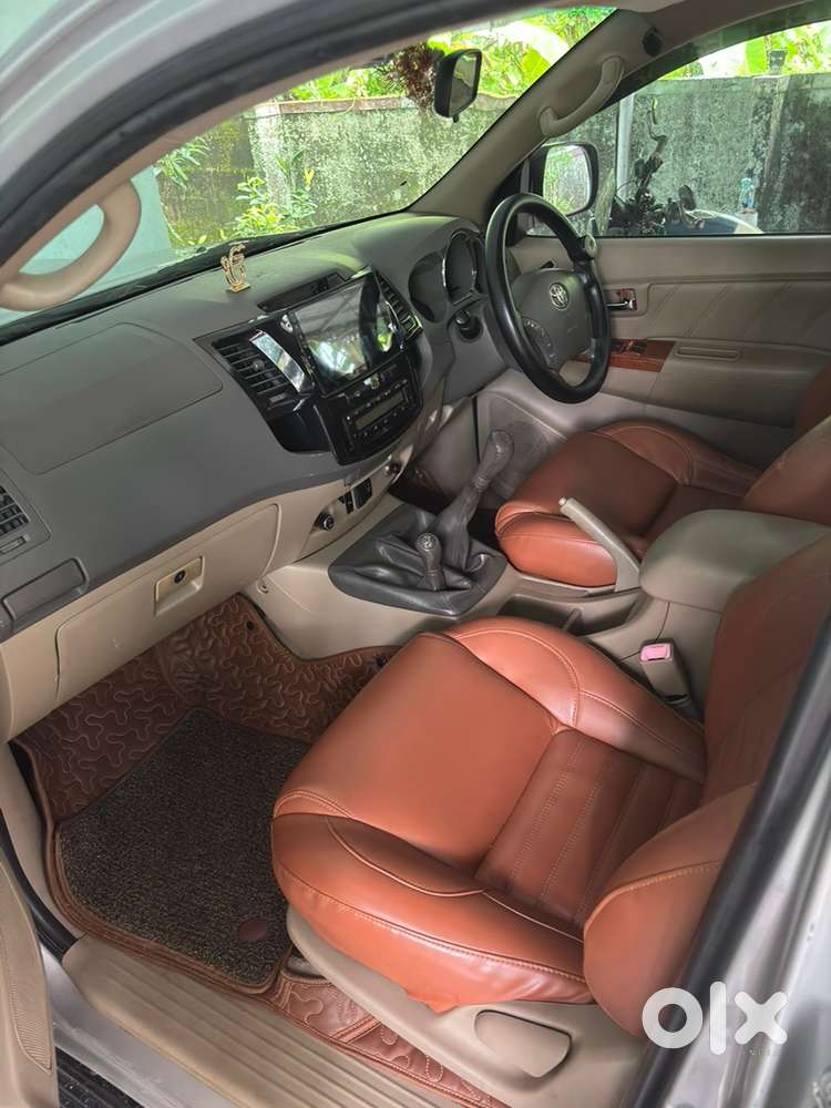 Toyota Fortuner Diesel Manual 2010