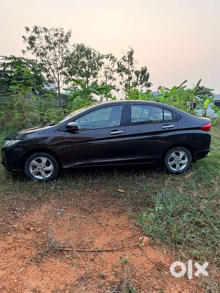 Honda City  Well Maintained  Company Service  New Michelin Tyres