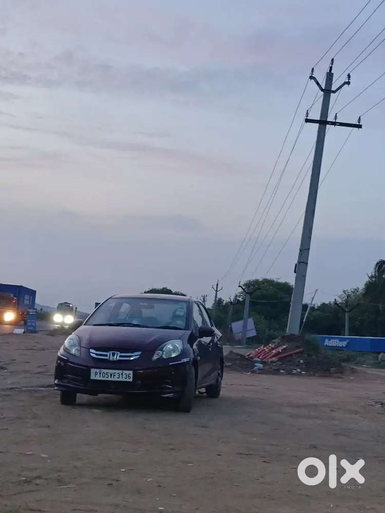 Honda Amaze 2015 Diesel Well Maintained