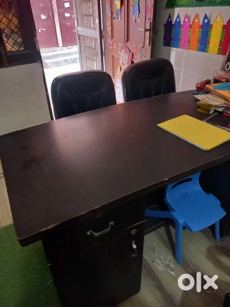 Olx used office table hotsell