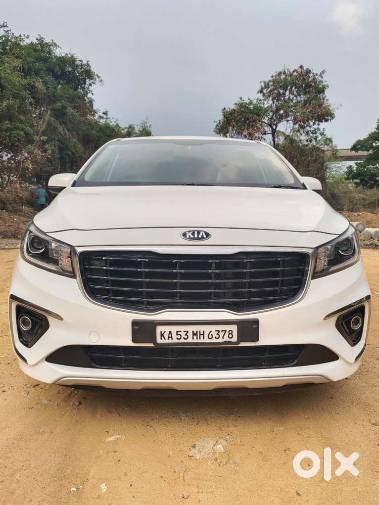 Kia Carnival Premium, 2021, Diesel
