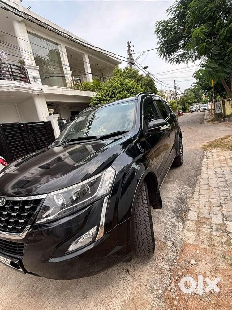 Mahindra Xuv500 2.2 W7 2021