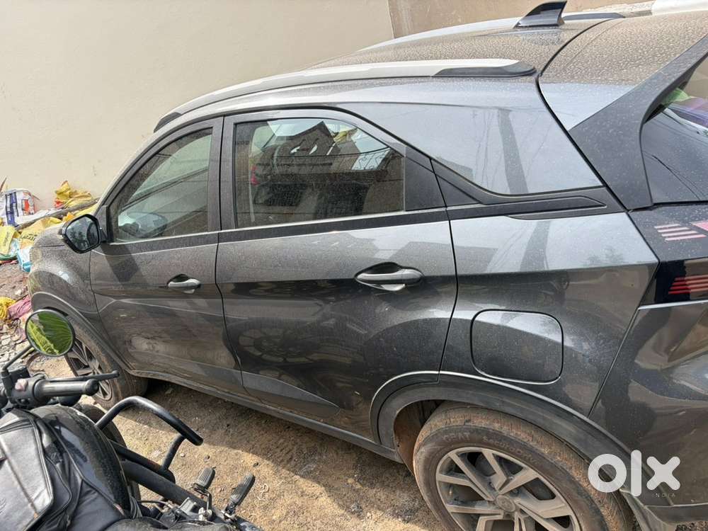 Tata Nexon Smart Plus S 2024