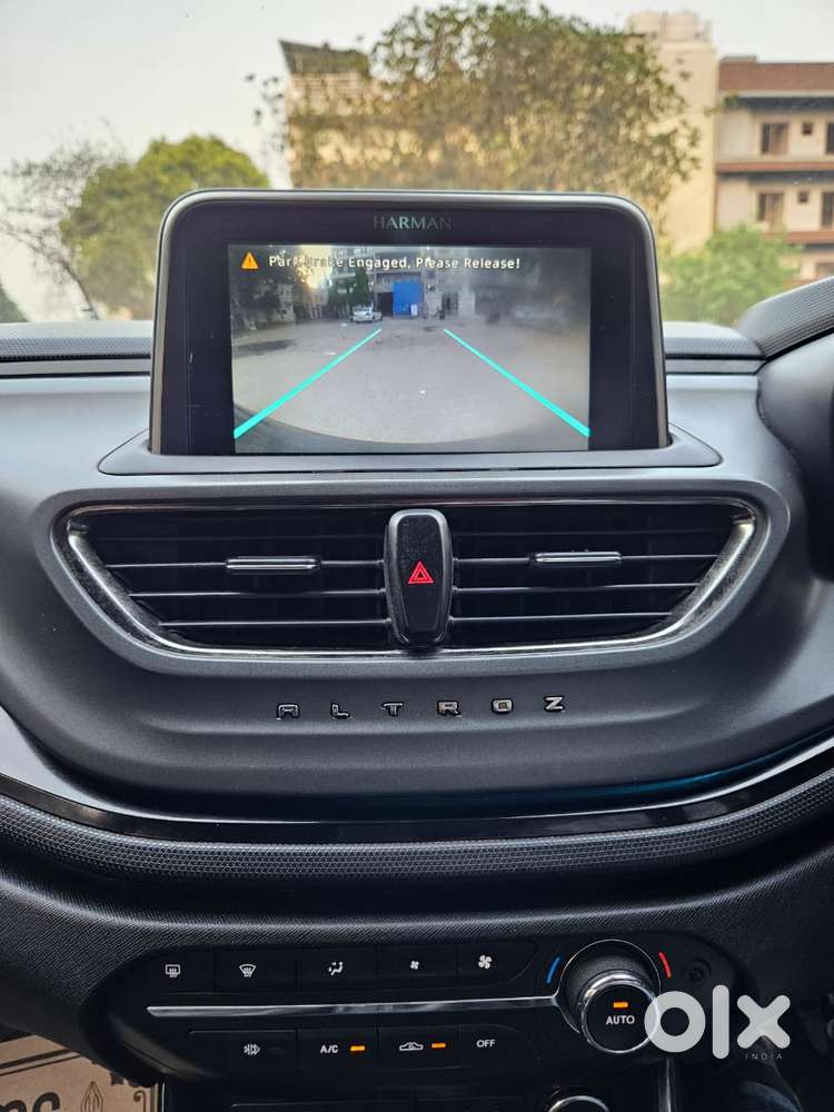 Tata Altroz 1.2 Xz Plus Dark Edition, 2022, Petrol