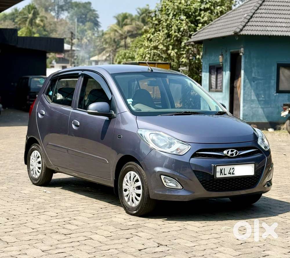 Hyundai I10 Sportz At, 2013, Petrol