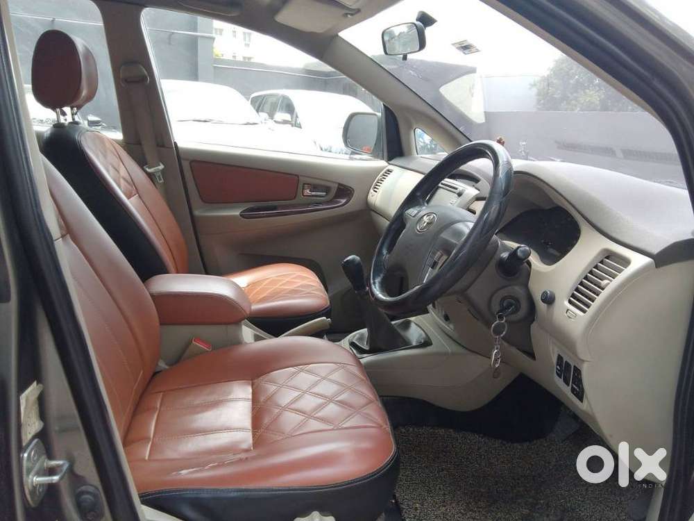Toyota Innova 2.0 V, 2012, Diesel