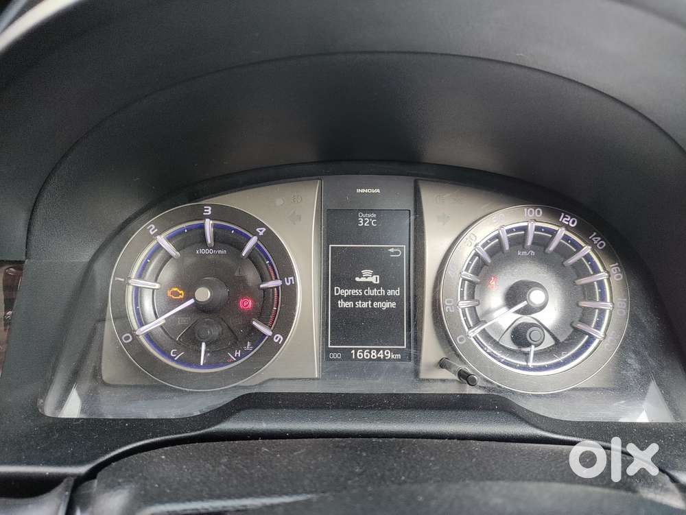 Toyota Innova Crysta 2.4 V, 2020, Diesel