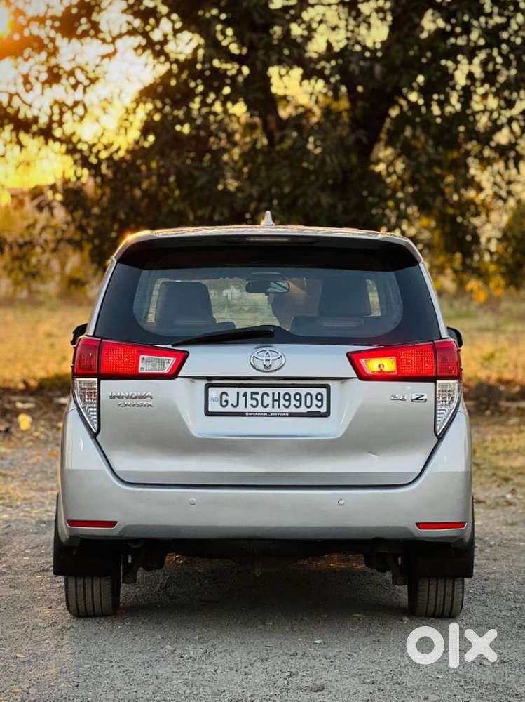 Toyota Innova Crysta