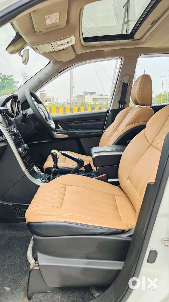 Mahindra Xuv500 W11 Option, 2019, Diesel