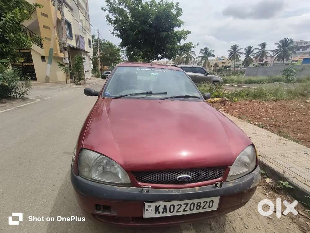 Ford Ikon Petrol 2003