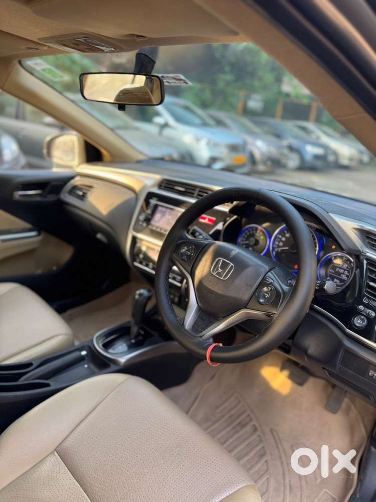 Honda City V At Sunroof, 2016, Petrol