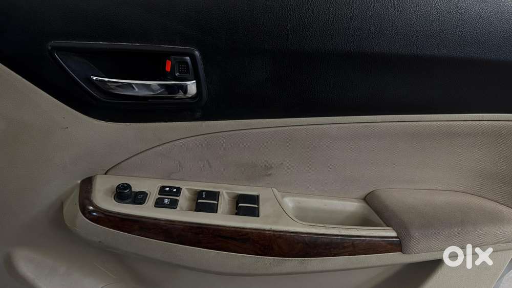 Maruti Suzuki Swift Dzire Zxi + Amt, 2018, Petrol