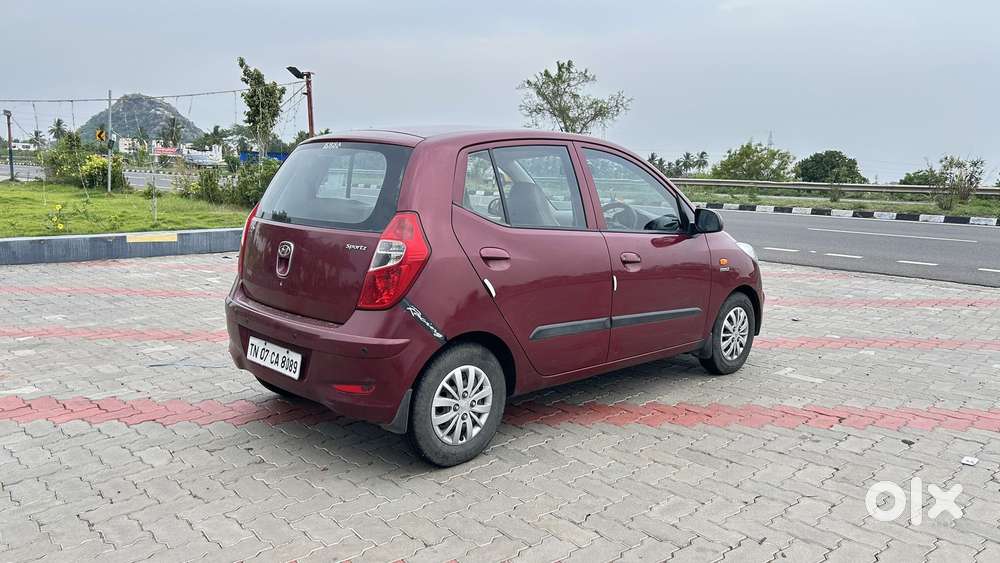 Hyundai I10 Sportz, 2015, Petrol