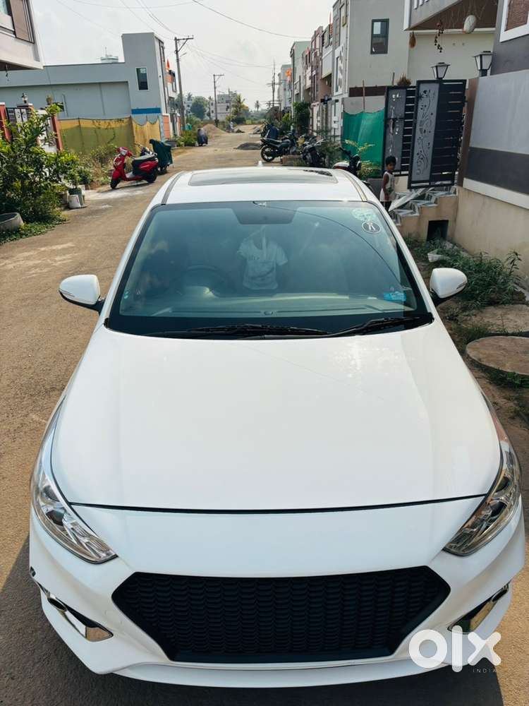 Hyundai Fluidic Verna