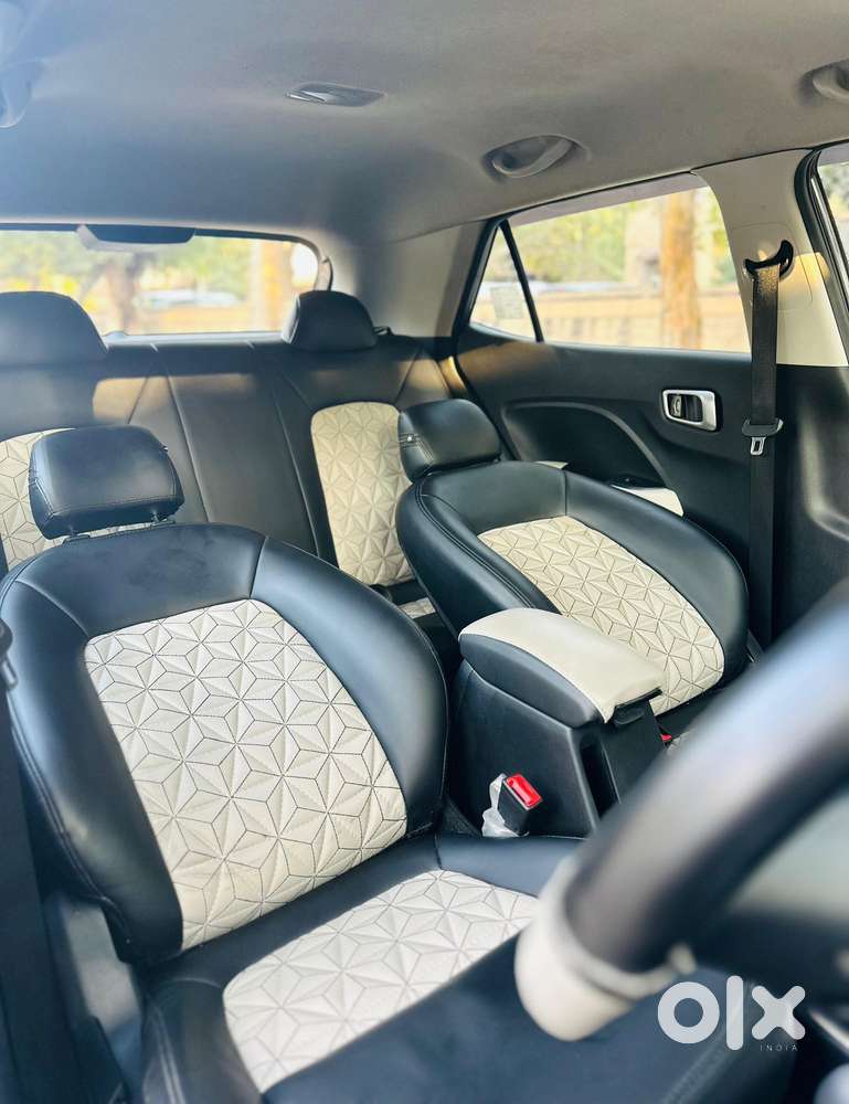 Hyundai Venue S 1.2 Petrol, 2023, Petrol