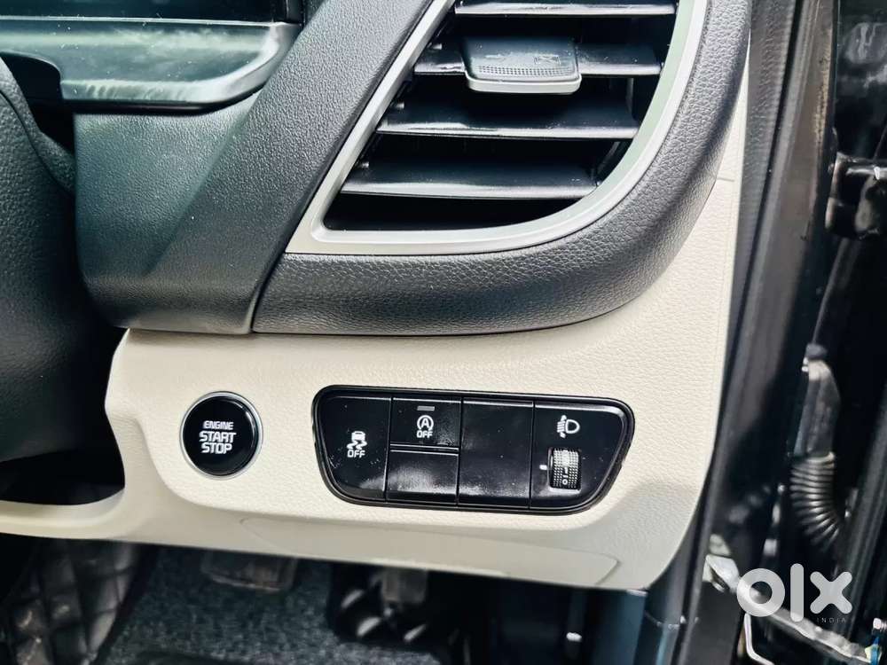 Kia Seltos, 2023, Petrol