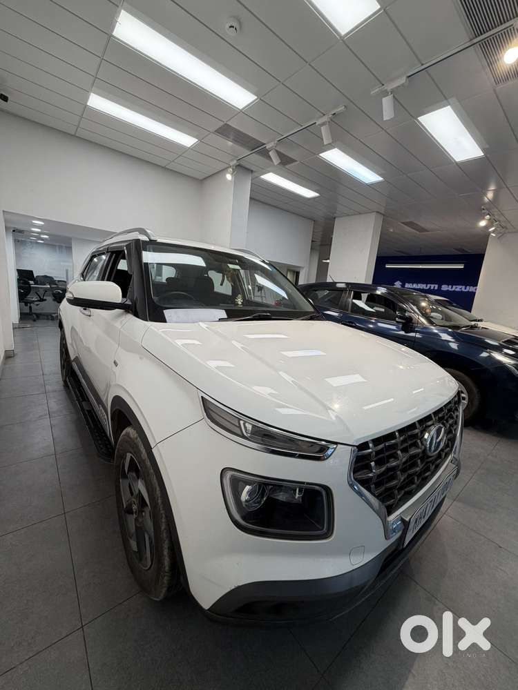 Hyundai Venue 1.0 Sx (o) Turbo Dct, 2021, Petrol
