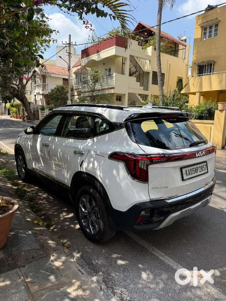 Kia Seltos Htk Plus (o) Ivt 1.5 Petrol-like New  8 Months Old