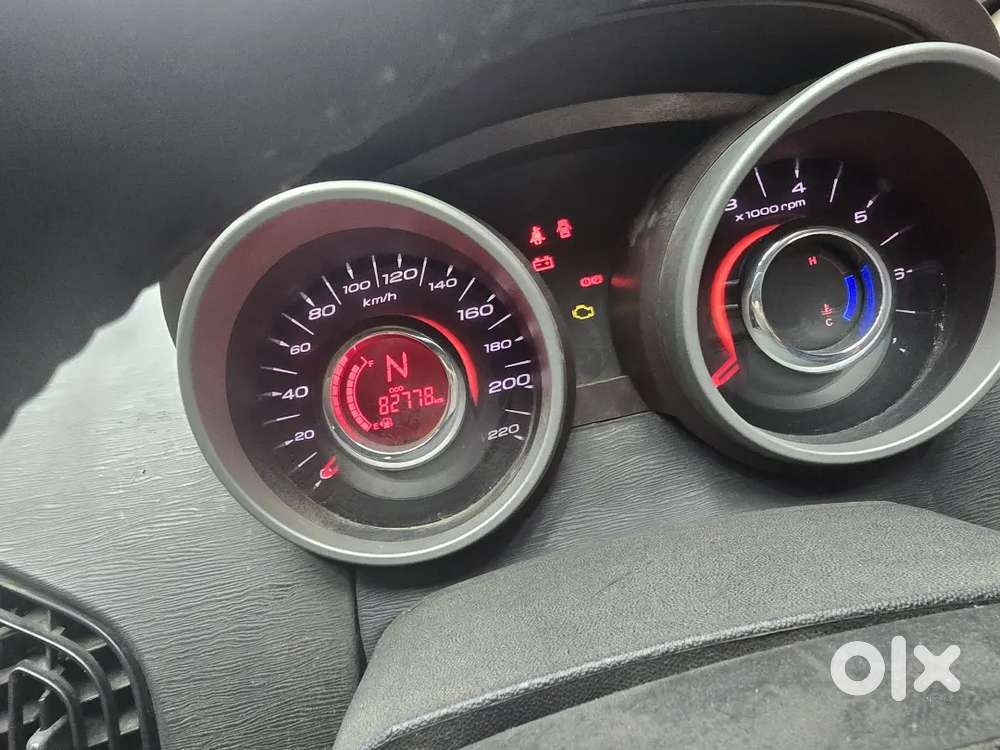 Mahindra Xuv500 2013 Diesel 82000 Km Driven