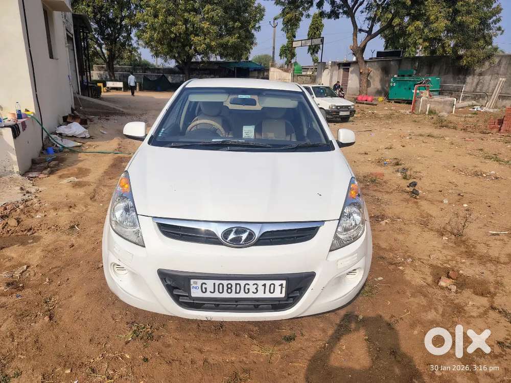 Hyundai I20 2010 Cng & Hybrids Good Condition