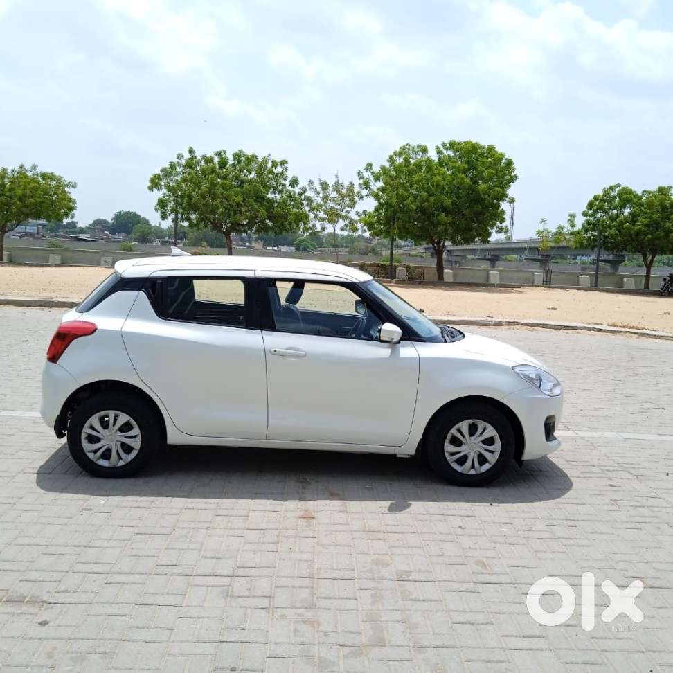 Maruti Suzuki Swift Amt Vxi, 2021, Petrol