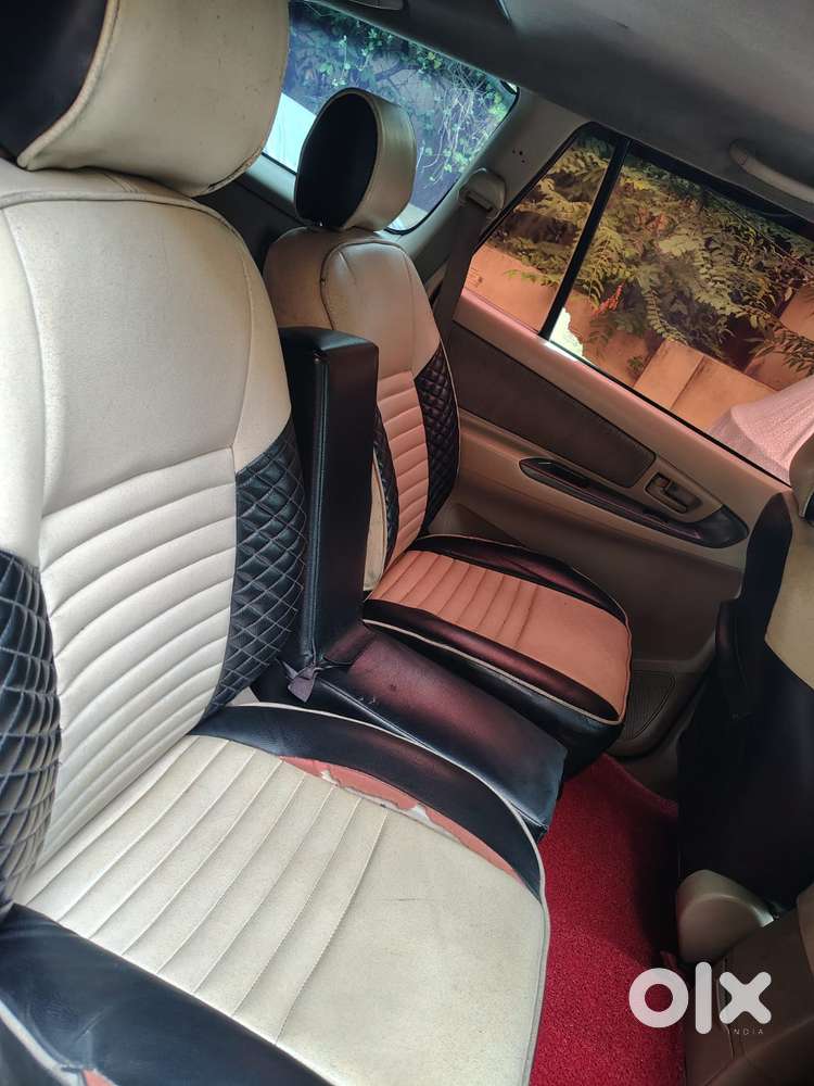 Toyota Innova 2.5 G4 Diesel 8-seater, 2006, Diesel