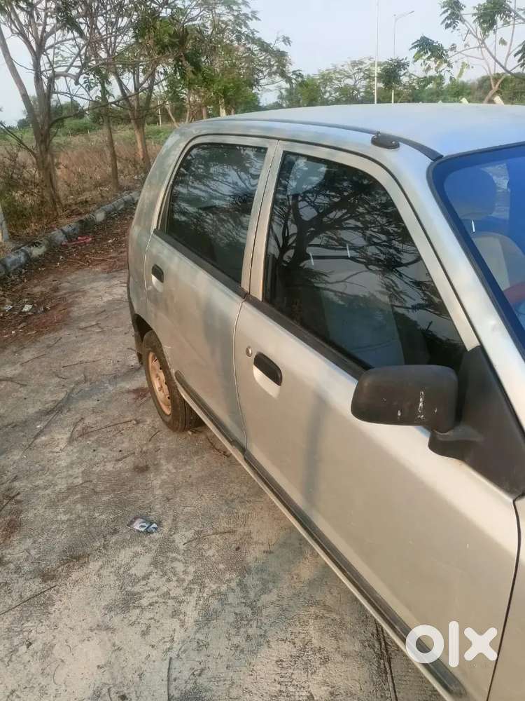 Alto 800 Lxi
2004 Model 
90% Tyres
78353 Km Driven 
Milage - 18 Kmpl
