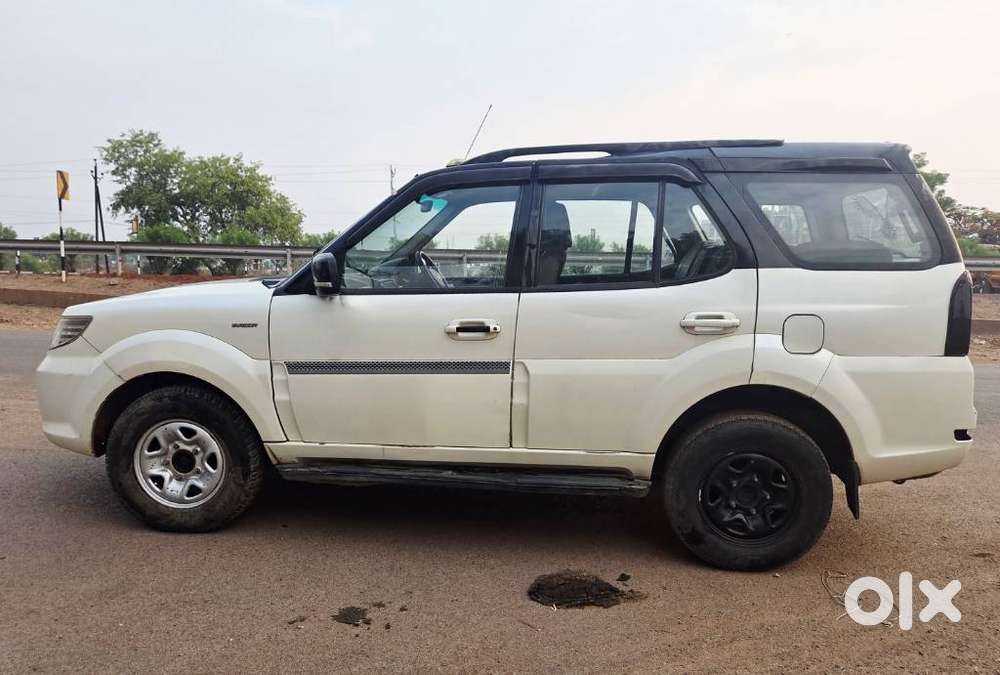 Tata Safari Storme Lx, 2015, Diesel