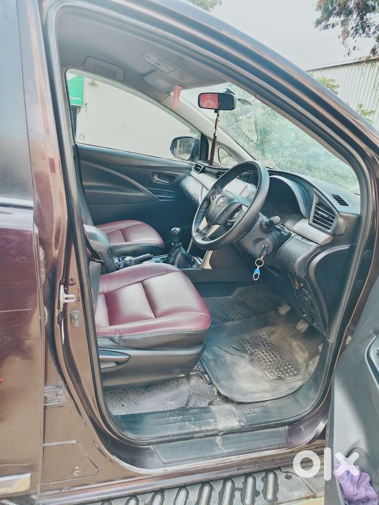 Toyota Innova Crysta 2.4 G Mt 7 Str, 2016, Diesel