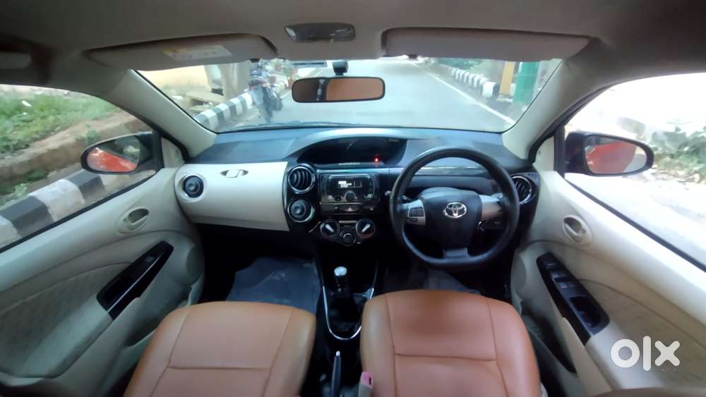 Toyota Etios Liva 1.4 Vxd Dual Tone, 2019, Diesel