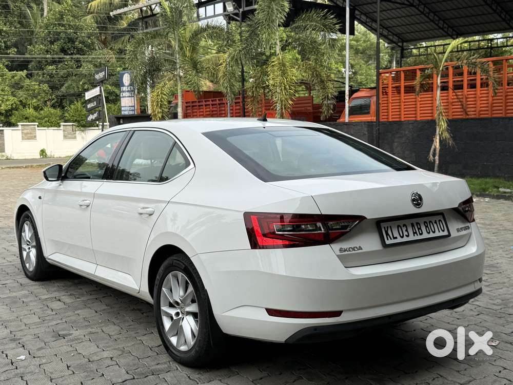 Skoda Superb Lk 1.8 Tsi At, 2017, Petrol