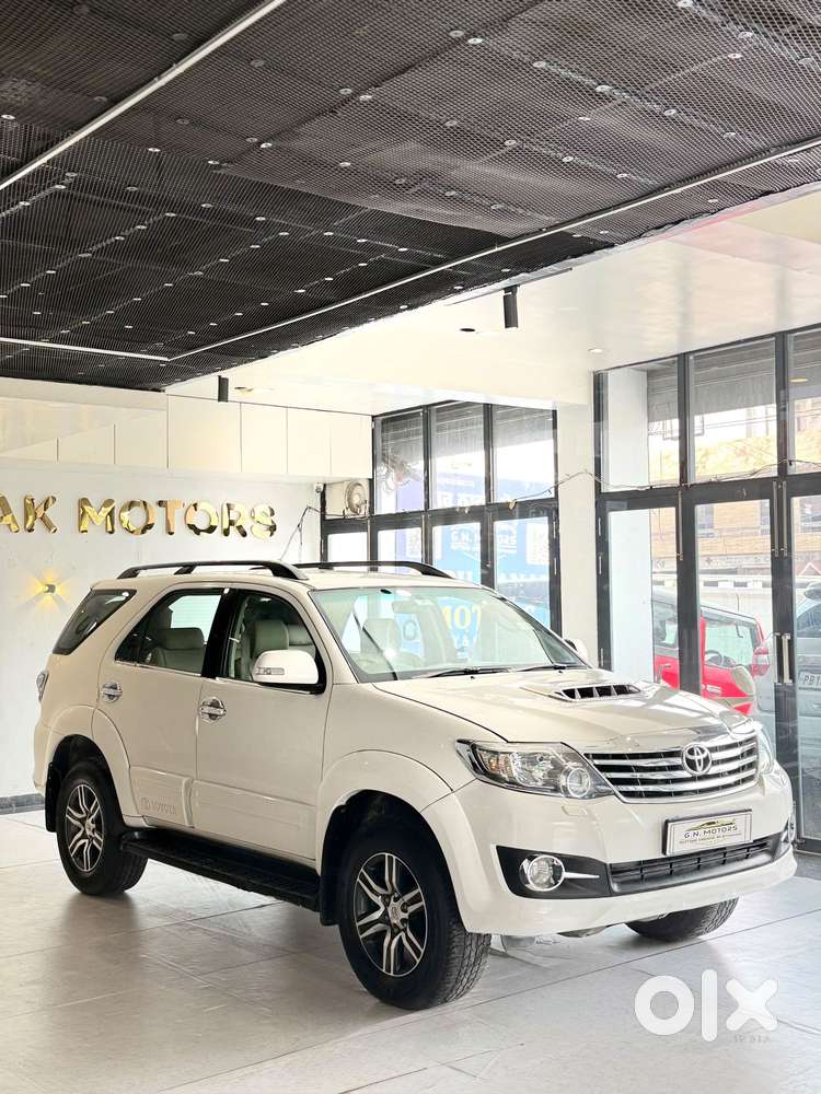 Toyota Fortuner 4x2 At, 2012, Diesel