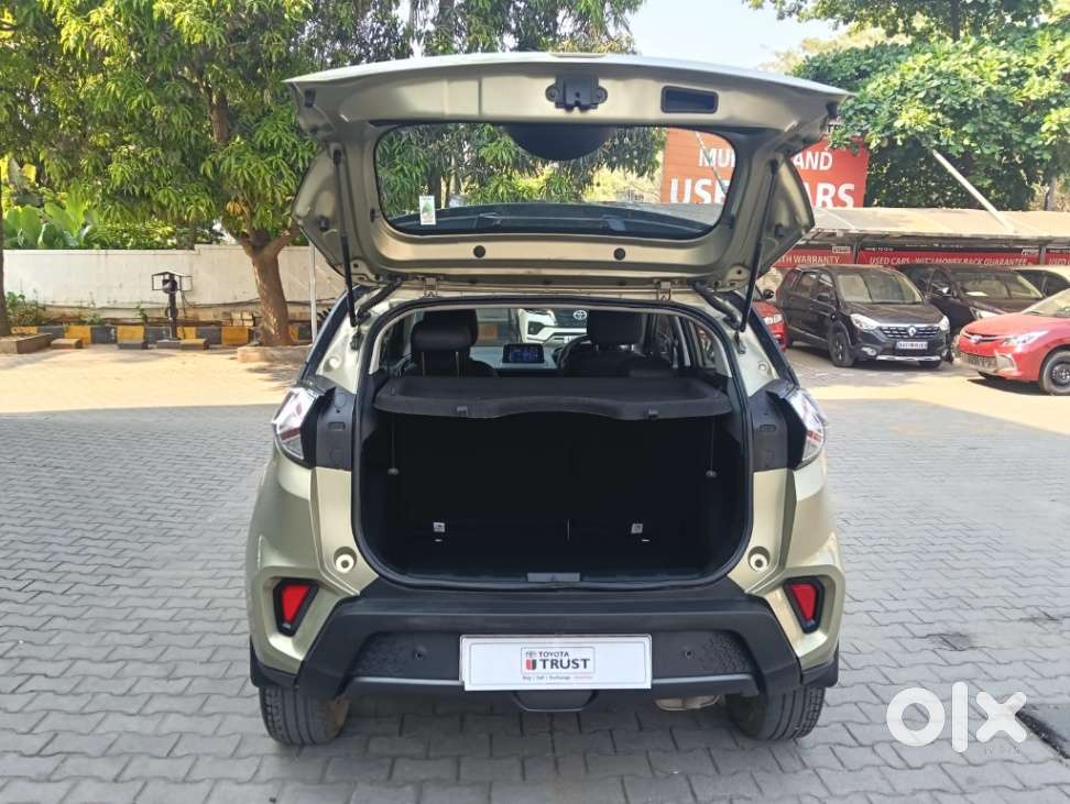 Tata Nexon Xz Plus (hs), 2022, Petrol