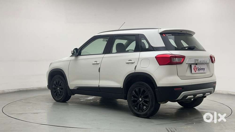 Maruti Suzuki Vitara Brezza 1.5 Zxi At, 2022, Petrol