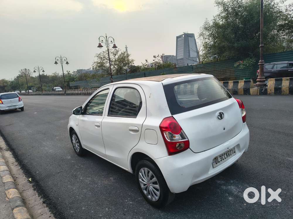 Toyota Etios Liva 2014-2016 Vx, 2016, Petrol