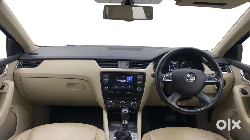 Skoda Octavia 1.8 Elegance Tsi At, 2015, Petrol