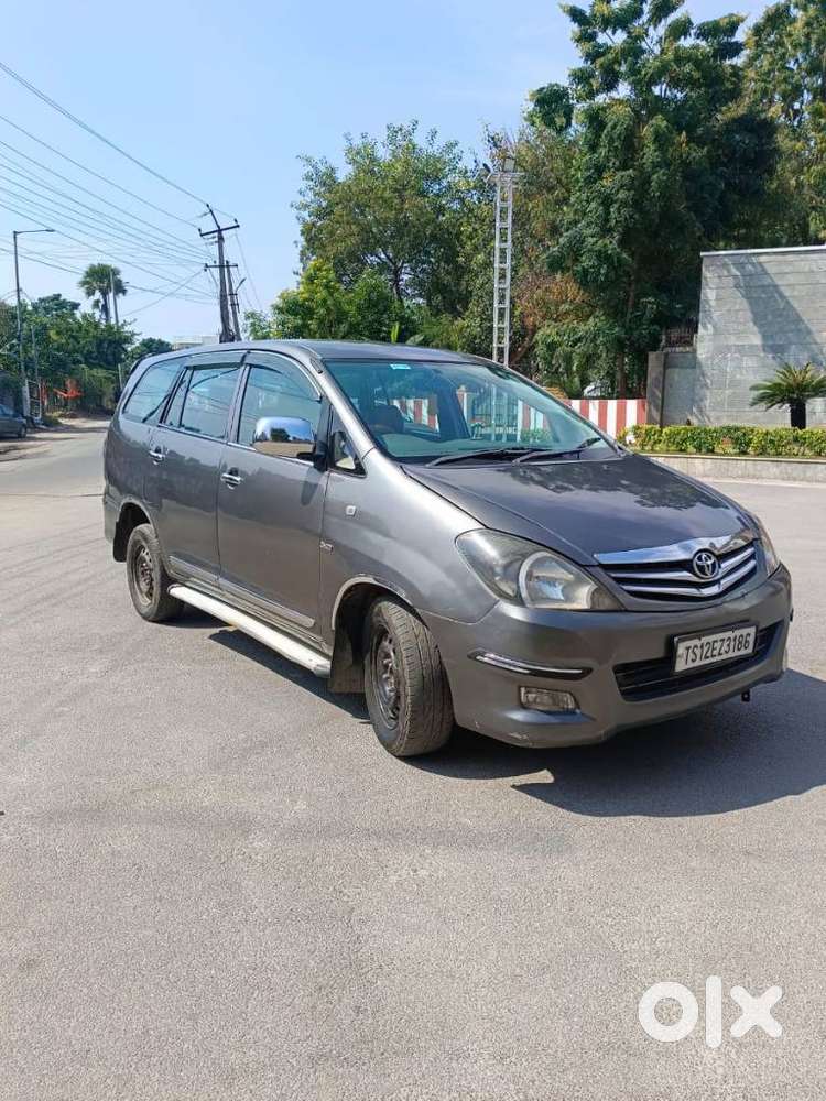 Toyota Innova 2.5 G (diesel) 7 Seater, 2009, Diesel