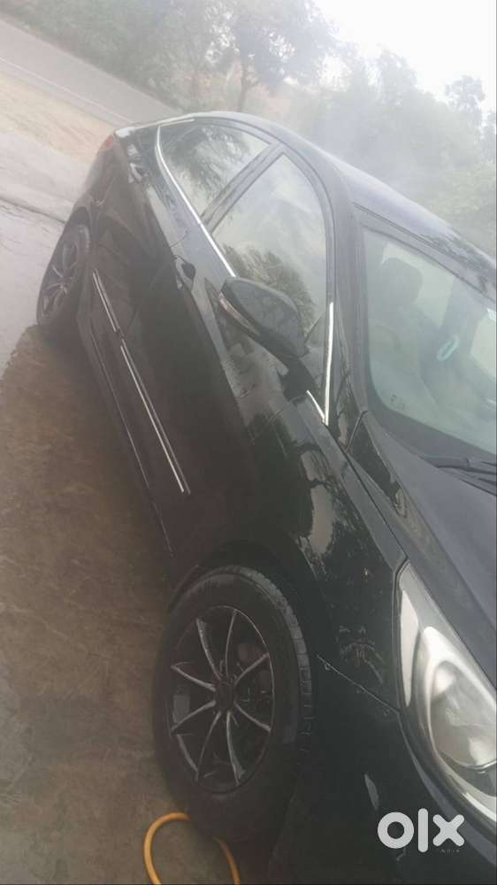 Hyundai Verna 2012 Model