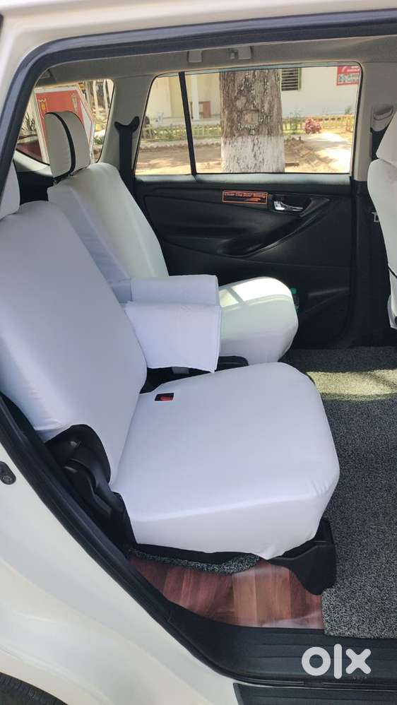 Toyota Innova Crysta 2017 Diesel 310000 Km Driven