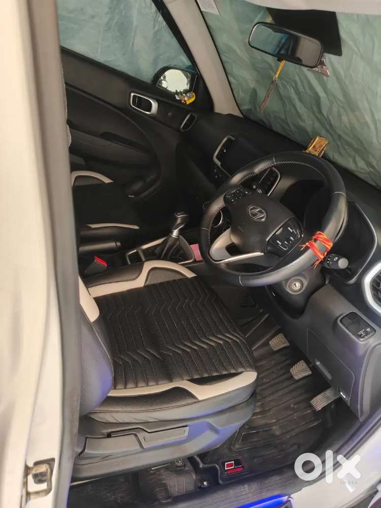Hyundai Venue 2021 Diesel Well Maintained