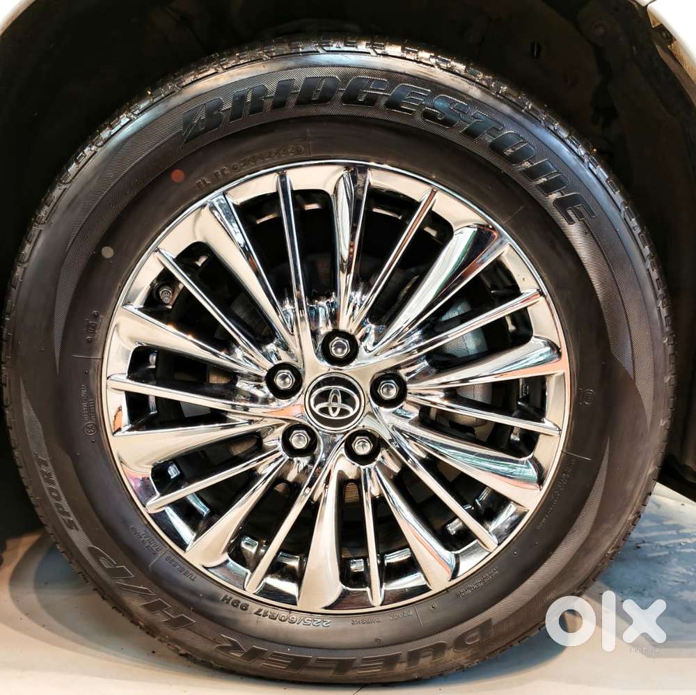 Toyota Vellfire Vip – Executive Lounge, 2022, Petrol