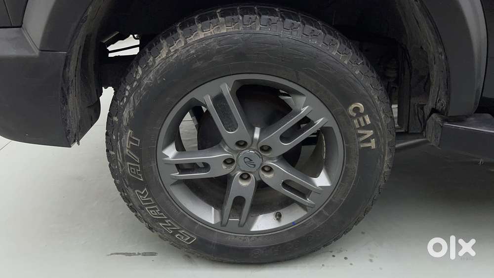 Mahindra Thar Lx Hard Top Petrol Mt 4wd, 2021, Petrol