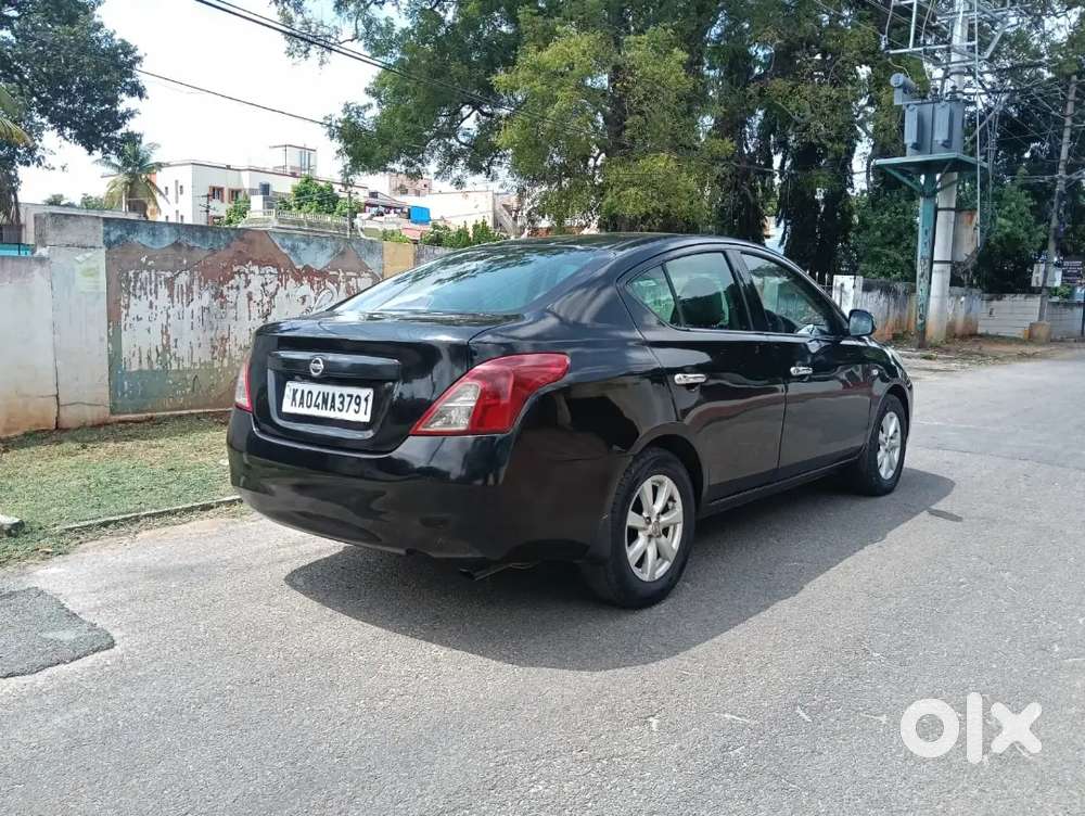 Nissan Sunny Diesel 2012